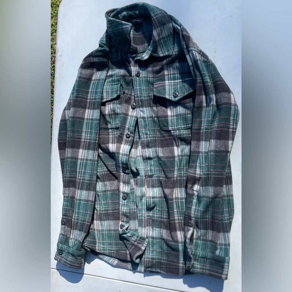 Eddie Bauer Men's Green and Black Plaid Shirt Jacket